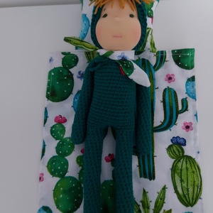 Zöld waldorf fejű baba - Meska.hu