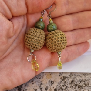 Horgolt zöld gyöngyös bohó fülbevaló - ékszer - fülbevaló - lógó fülbevaló - Meska.hu