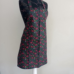 Egyedi női kötény - Fekete matyó mints, Otthon & Életmód, Konyhafelszerelés, tálalás, Konyhai textil, Kötény, Varrás, MESKA