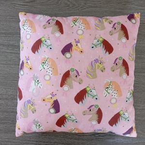 Lovacska mintás kispárna - Meska.hu