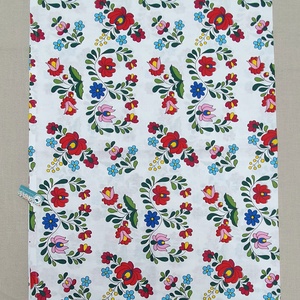 Asztalterítő kalocsai mintás - otthon & életmód - lakástextil - abrosz, terítő - asztalközép terítő - Meska.hu