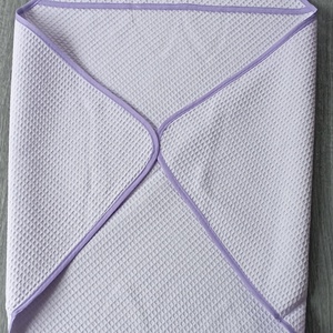 Egyedi Waffle Baba törölköző - fürdőkendő- nyuszifüles törölköző - baba - mama - pelenkázó, babafürdető kellékek - baba törölköző - Meska.hu