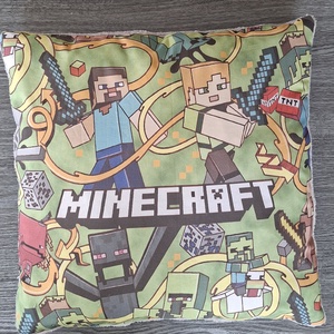 Gyerek kispàrna Minecraft mintàs, Játék & Sport, Ovis felszerelés, Ovis párna, kispárna, Varrás, Puha  gyerekpàrna .
Oviba vagy otthonra is megfelel.
Kedvenc kispàrnàja is lehet a gyermekednek miu..., MESKA