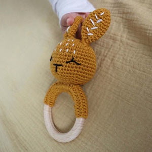 Yellow Bunny Box - Baba ajándékdoboz / Babaváró ajándék / Babalátogató ajándék - játék & sport - babalátogató ajándékcsomag - Meska.hu