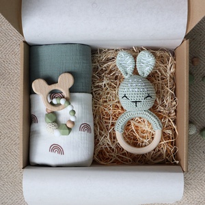 Olive Green Bunny Rainbow Box - Baba ajándékdoboz / Babaváró ajándék / Babalátogató ajándék - baba - mama - babalátogató ajándékcsomag - Meska.hu