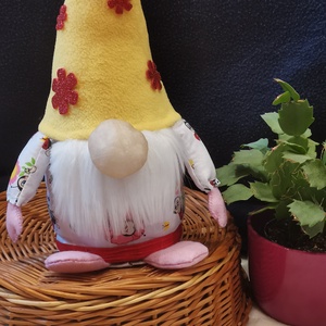 Varrott tavaszi manó - otthon & életmód - dekoráció - asztal és polc dekoráció - asztaldísz - Meska.hu