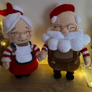 Horgolt legkedvesebb Télapó és Télanyó házaspár ,  amigurumi (Messza), Karácsony, Karácsonyi lakásdekoráció, Karácsonyi manók, figurák, Horgolás, Varrás, MESKA