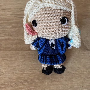 Enid Sinclair horgolt baba amigurumi uniformisban (Messza) - Meska.hu