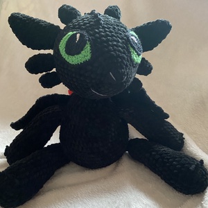Horgolt Fogatlan Toothless sárkány amigurumi (Messza) - Meska.hu