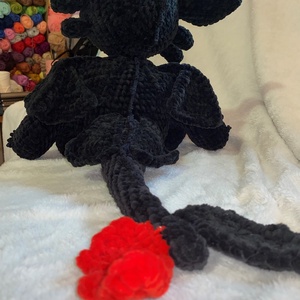 Horgolt Fogatlan Toothless sárkány amigurumi (Messza) - játék & sport - plüssállat & játékfigura - plüss sárkány - Meska.hu