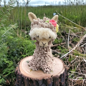 Ariana, az alpaka  ( horgolt pihe-puha alpaka láma amigurumi ) (Messza) - játék & sport - plüssállat & játékfigura - láma - Meska.hu