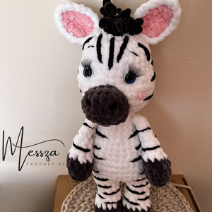 Horgolt Zebra amigurumi (Messza) - játék & sport - plüssállat & játékfigura - plüss mesefigurák - Meska.hu
