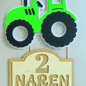 Traktoros tortabeszúró névre szóló farmtáblával - CakeTopper - Meska.hu