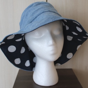 Kifordítható nyári mintás kalap - inside-out bucket hat - nagy pöttyös mintával - ruha & divat - sál, sapka, kendő - kalap - Meska.hu