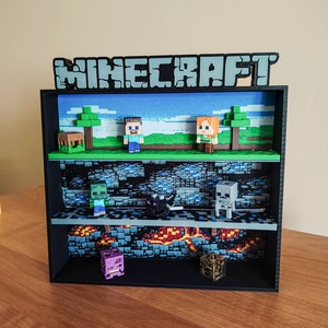 Minecraft Kinder Joy figura tartó állvány, Otthon & Életmód, Dekoráció, Asztal és polc dekoráció, Asztaldísz, , MESKA