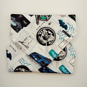 Batman gyermek textil szalvéta, élelmiszerbiztos PUL anyaggal - otthon & életmód - konyhafelszerelés, tálalás - konyhai textil - szalvéta - Meska.hu