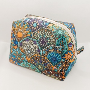 Türkiz mandalák - vízhatlan piperetáska - táska & tok - neszesszer - Meska.hu