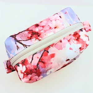 Tavaszi virágzás - vízhatlan piperetáska - táska & tok - neszesszer - Meska.hu