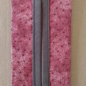 Mályva színű virágos papír zsebkendő tartó, Táska & Tok, Pénztárca & Más tok, Zsebkendőtartó tok, Varrás, MESKA