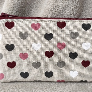 Szívecskés lapos kis neszesszer, Táska & Tok, Neszesszer, Varrás, MESKA