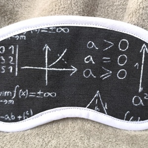 Szempihentető maszk, alvómaszk, szürke, matematika, Szépségápolás, Arcápolás, Alvómaszk, szemmaszk, Varrás, MESKA