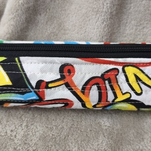 Tolltartó, graffiti , Otthon & Életmód, Papír, írószer, Tolltartó & Ceruzatekercs, Varrás, MESKA