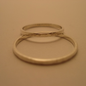 kalapált karikagyűrű  -  - Meska.hu