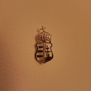 ezüst címer kitűző   -30% -  - Meska.hu