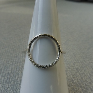 ezüst mintás karikás gyűrű PAaancsika  részére - ékszer - gyűrű - kerek gyűrű - Meska.hu