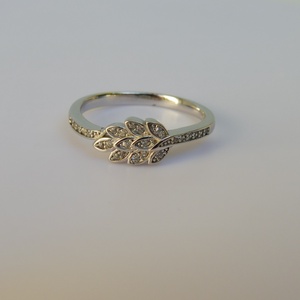 sűrű leveles ezüstgyűrű cirkóniákkal - ékszer - gyűrű - többköves gyűrű - Meska.hu