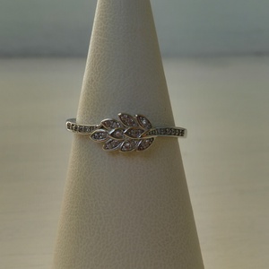 sűrű leveles ezüstgyűrű cirkóniákkal, Ékszer, Gyűrű, Többköves gyűrű, Ékszerkészítés, Ötvös, MESKA