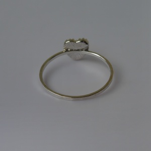 ezüst napsugaras szív gyűrű - ékszer - gyűrű - vékony gyűrű - Meska.hu