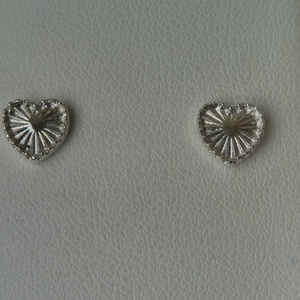 ezüst napsugaras szív fülbevaló - ékszer - fülbevaló - pötty fülbevaló - Meska.hu