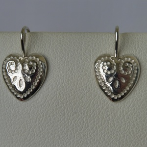 mintás szíves ezüst fülbevaló - ékszer - fülbevaló - lógó fülbevaló - Meska.hu