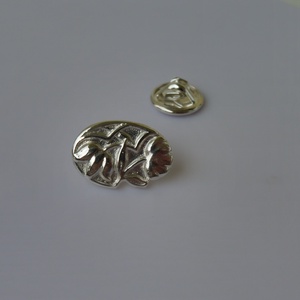 ezüst kitűző szecessziós mintával - Meska.hu