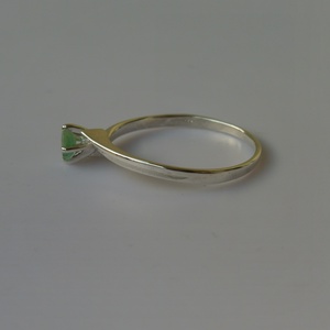 smaragdos ezüst szoliter gyűrű - ékszer - gyűrű - szoliter gyűrű - Meska.hu