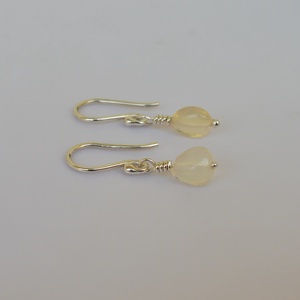 opálos ezüst fülbevaló - ékszer - fülbevaló - lógó fülbevaló - Meska.hu