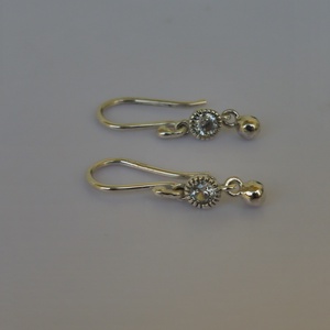 ezüst fülbevaló cirkóniával és golyóval - ékszer - fülbevaló - lógó csepp fülbevaló - Meska.hu