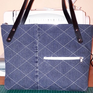 Cicás  cipzáras táska - táska & tok - kézitáska & válltáska - válltáska - Meska.hu