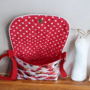 Prémium Pipacsos Vízálló Válltáska ,Crossbody , party táska - táska & tok - kézitáska & válltáska - vállon átvethető táska - Meska.hu