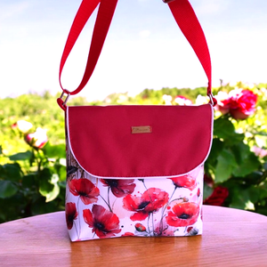 Prémium Pipacsos Vízálló Válltáska ,Crossbody , party táska - táska & tok - kézitáska & válltáska - vállon átvethető táska - Meska.hu
