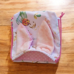 Katica,méhecske  Húsvéti Nyuszi ,bélelt hátizsák gymbag Nyuszifül - játék & sport - plüssállat & játékfigura - nyuszi - Meska.hu