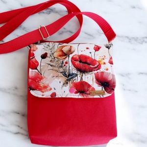Pipacsos  Vízálló  crossbody  táska ,válltáska,keresztpántos testtáska Sokzsebes két rekeszes - táska & tok - kézitáska & válltáska - vállon átvethető táska - Meska.hu