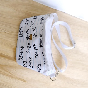 Vízálló Övtáska,Testtáska,válltáska,crossbody  Szorzótábla , belső cipzáras zsebbel - táska & tok - övtáska - Meska.hu