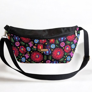 Vízálló Övtáska,Testtáska,válltáska,crossbody  Magyar hímzés mintával , belső cipzáras zsebbel - táska & tok - övtáska - Meska.hu
