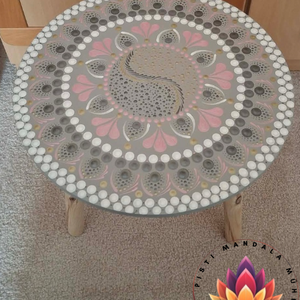 Mandalás asztal (3 lábú, rózsaszín-fehér-ezüst díszítéssel) - otthon & életmód - dekoráció - spiritualitás - mandala - Meska.hu