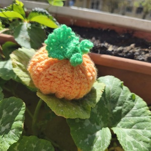 Horgolt tök Halloweenre - otthon & életmód - dekoráció - halloween - halloweeni tök - Meska.hu
