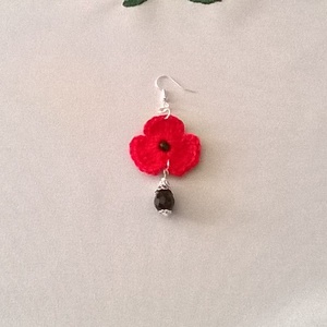 Árvácska fekete gyönggyökkel - ékszer - fülbevaló - lógó fülbevaló - Meska.hu