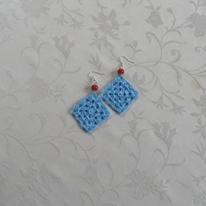 Kék horgolt fülbevaló - ékszer - fülbevaló - lógó fülbevaló - Meska.hu