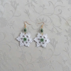 Hópihe zöld gyöngyökkel , Ékszer, Fülbevaló, Lógós kerek fülbevaló, Horgolás, MESKA